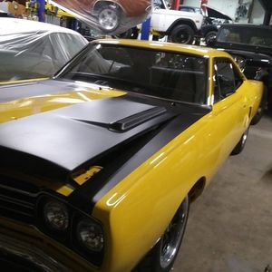 Meet your Posher, Hunter